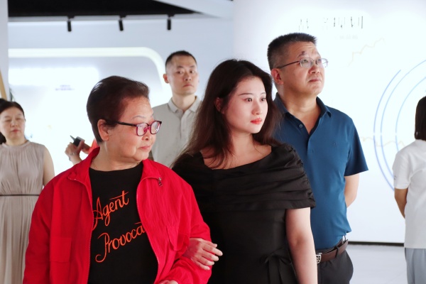 IMG_0141.JPG IMG_0141.JPG